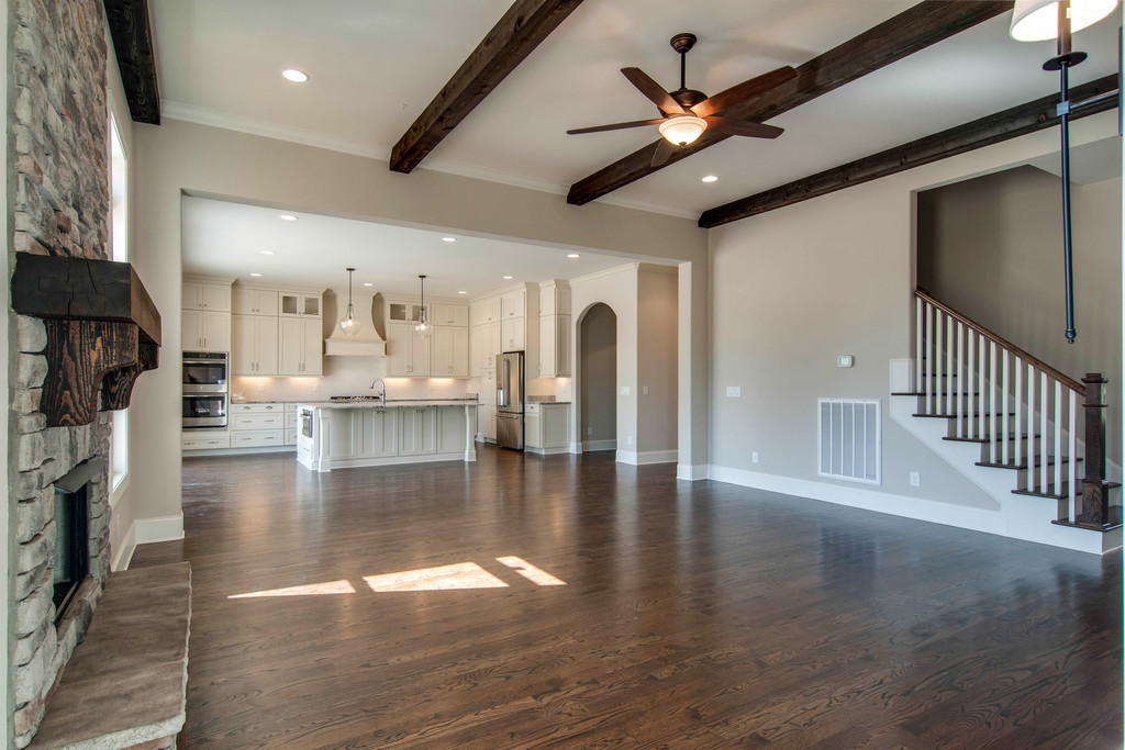 Arnold Homes, LLC. Franklin, TN custom home builder.